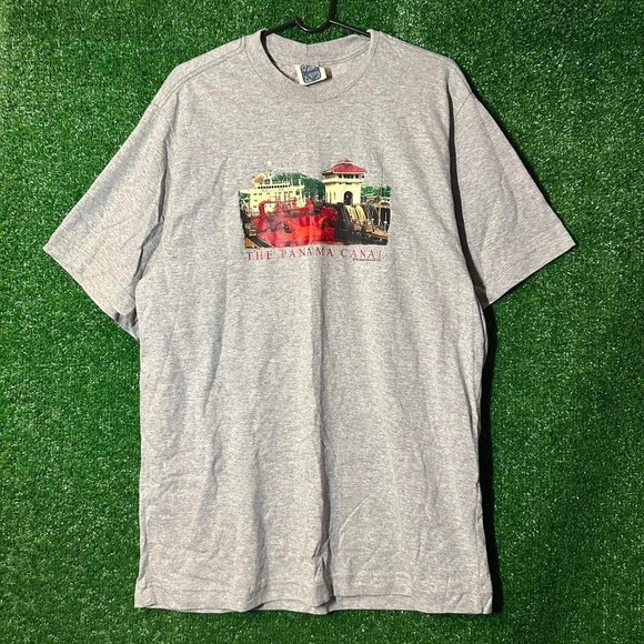 American Vintage Other - Vintage 2001 Panama Graphic tee